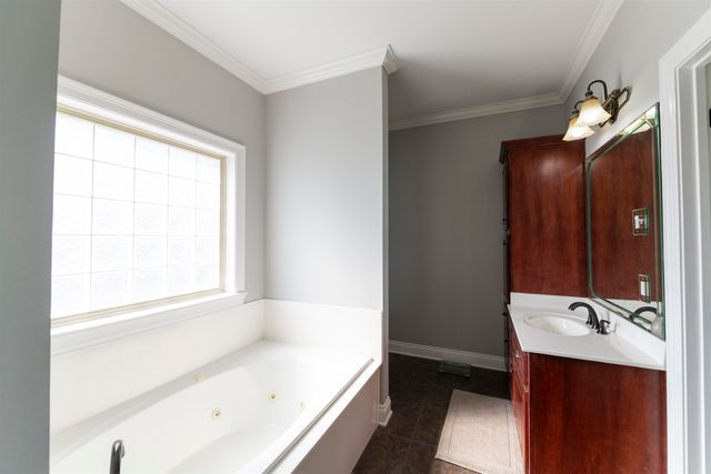 4496 Country Dr, Bourg, LA 70343