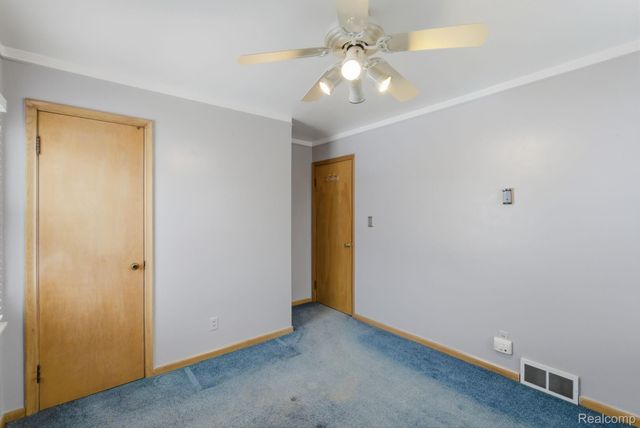 26062 Elsinore, Redford Charter Township, MI 48239