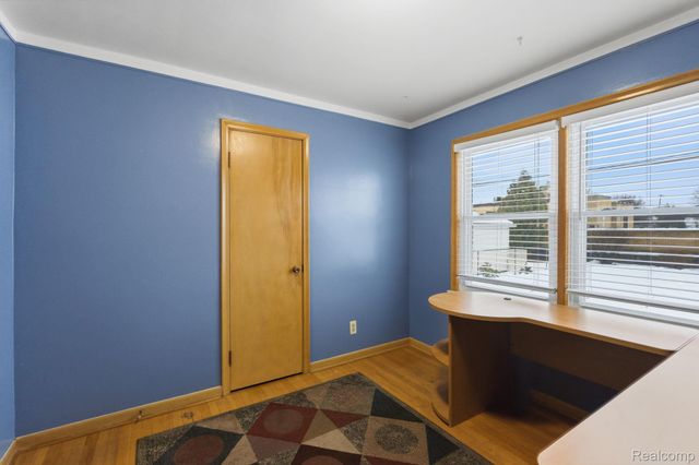 26062 Elsinore, Redford Charter Township, MI 48239