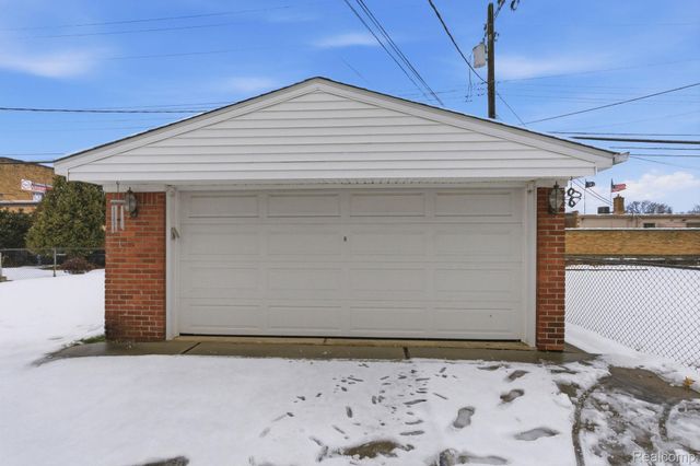 26062 Elsinore, Redford Charter Township, MI 48239