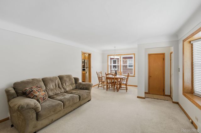 26062 Elsinore, Redford Charter Township, MI 48239