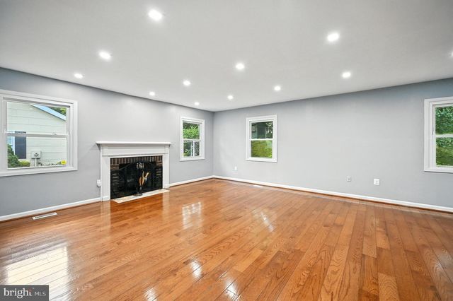 9301 MONTPELIER DR, Laurel, MD 20708