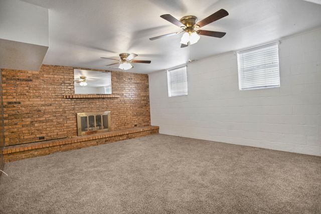 137 Detroit Avenue, Levelland, TX 79336