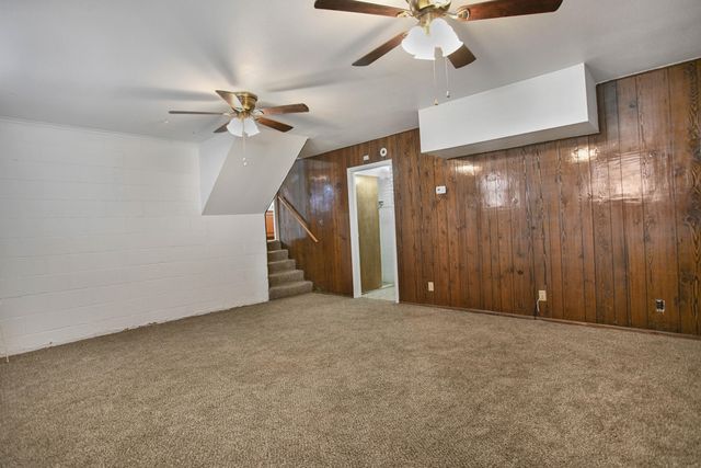 137 Detroit Avenue, Levelland, TX 79336