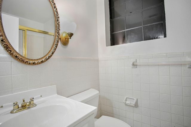 137 Detroit Avenue, Levelland, TX 79336