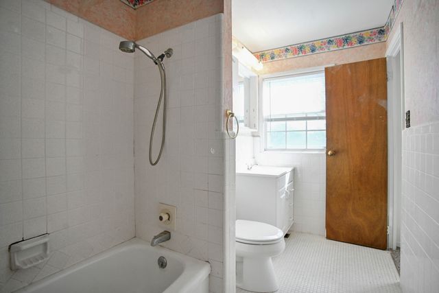 137 Detroit Avenue, Levelland, TX 79336