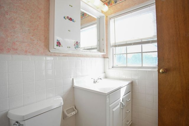 137 Detroit Avenue, Levelland, TX 79336