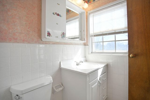 137 Detroit Avenue, Levelland, TX 79336