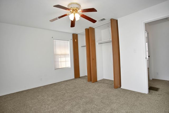 137 Detroit Avenue, Levelland, TX 79336