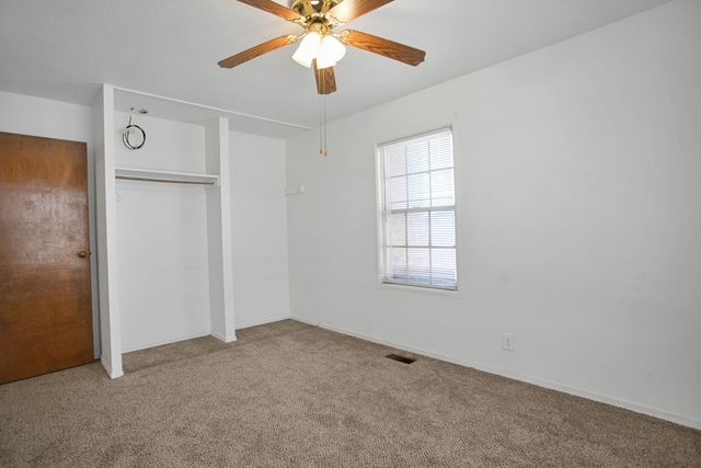 137 Detroit Avenue, Levelland, TX 79336