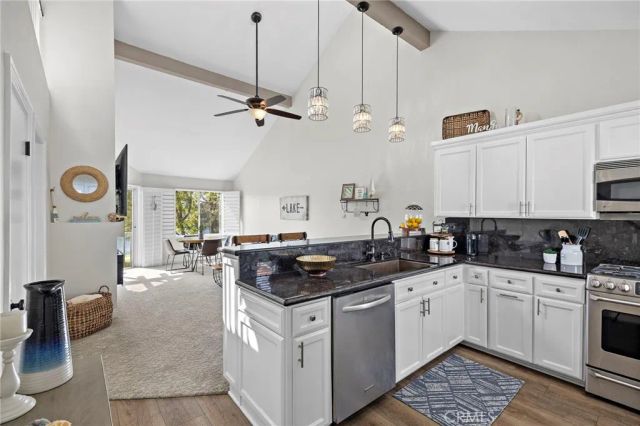 13 Brisa del Lago, Rancho Santa Margarita, CA 92688