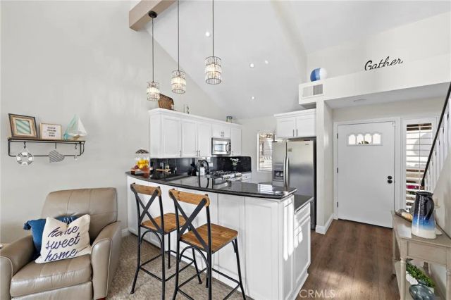 13 Brisa del Lago, Rancho Santa Margarita, CA 92688