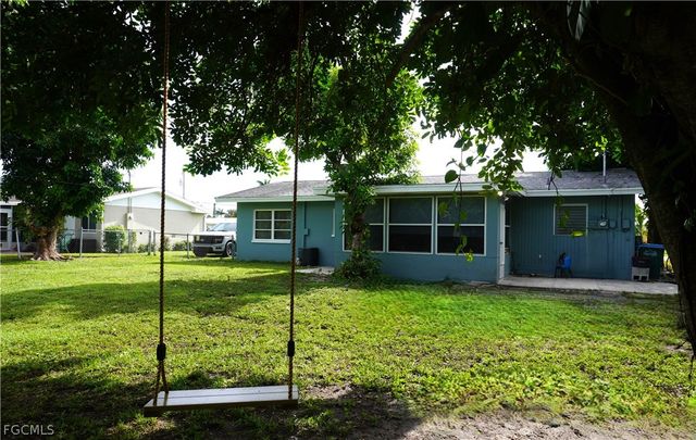 5211 Tower DR, Cape Coral, FL 33904