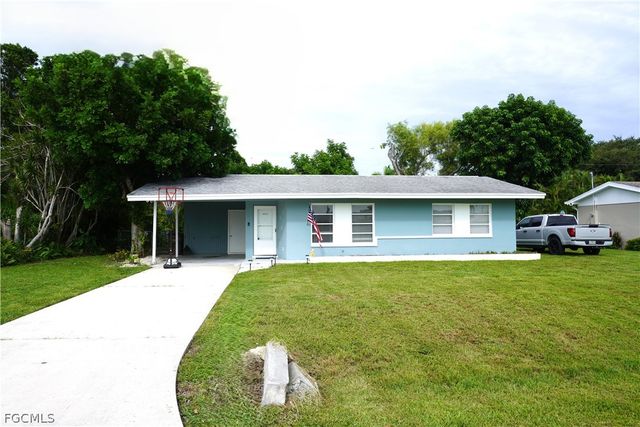 5211 Tower DR, Cape Coral, FL 33904