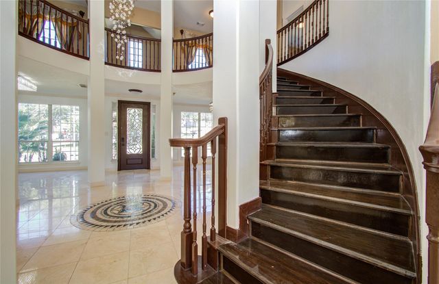 6423 Oakmont Creek Drive, Spring, TX 77379