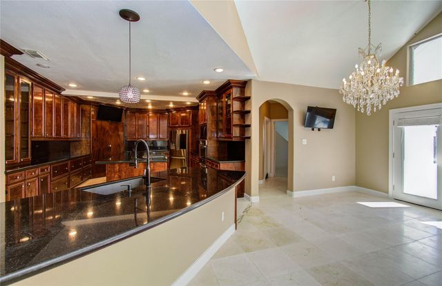 6423 Oakmont Creek Drive, Spring, TX 77379