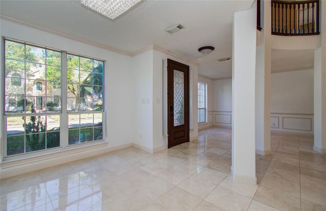 6423 Oakmont Creek Drive, Spring, TX 77379