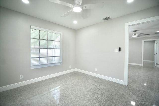 917 SE 15th Court, Deerfield Beach, FL 33441