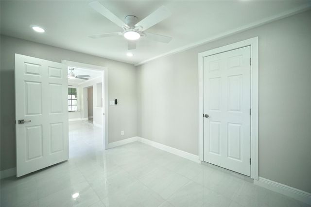 917 SE 15th Court, Deerfield Beach, FL 33441