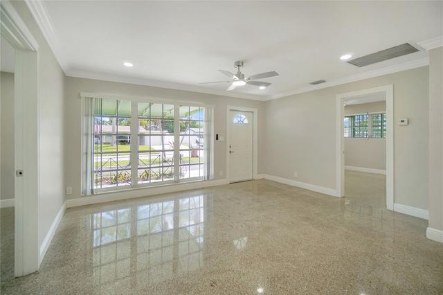 917 SE 15th Court, Deerfield Beach, FL 33441
