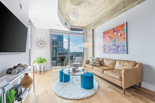 415 Church St Apt 2804, Nashville, TN 37219