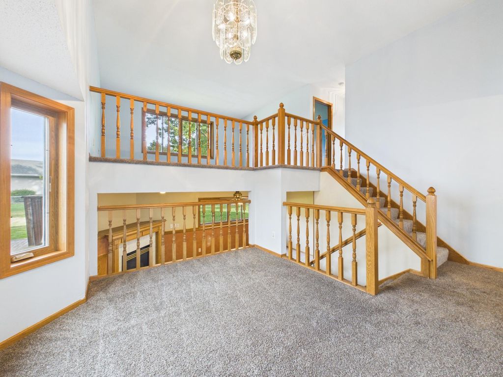 1083 98th Avenue NE, Blaine, MN 55434 — photo 2
