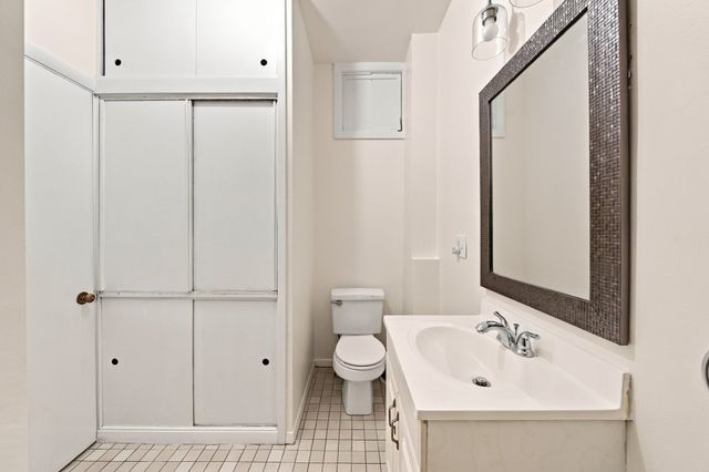 166 Raymond St 166, Cambridge, MA 02140