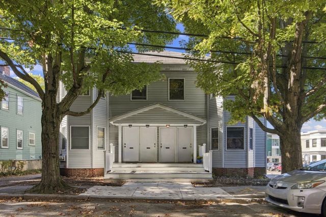 166 Raymond St 166, Cambridge, MA 02140