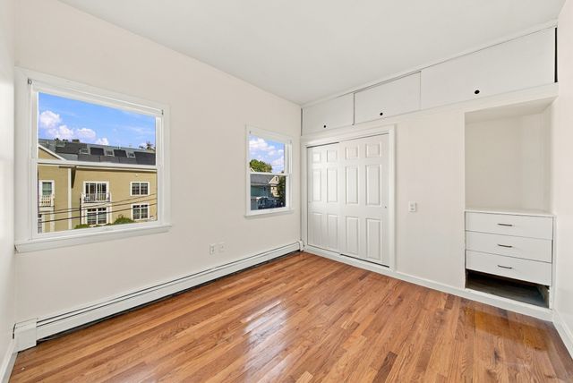 166 Raymond St 166, Cambridge, MA 02140