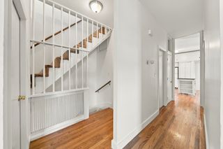 166 Raymond St 166, Cambridge, MA 02140