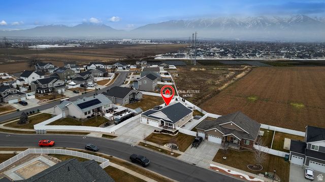 621 S SUGAR PINE DR, Layton, UT 84041