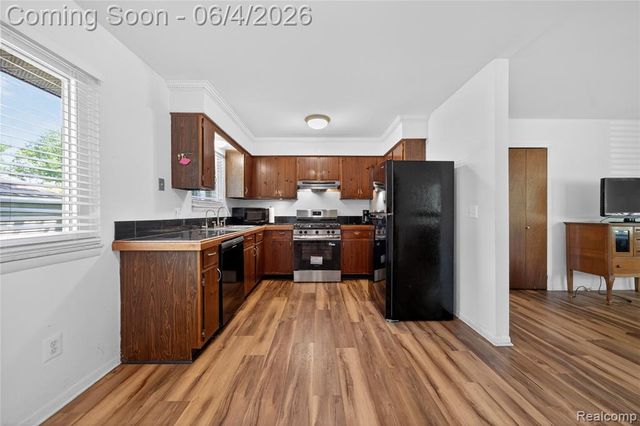 760 Heights Road Road, Lake Orion, MI 48362