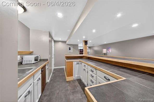 760 Heights Road Road, Lake Orion, MI 48362