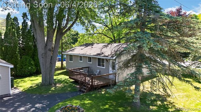 760 Heights Road Road, Lake Orion, MI 48362