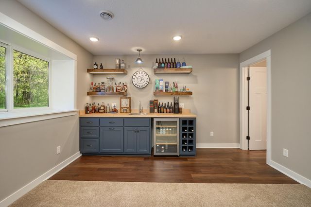 3865 193rd Lane NW, Oak Grove, MN 55303