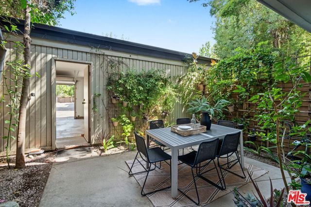 484 Rosemont Avenue, Pasadena, CA 91103