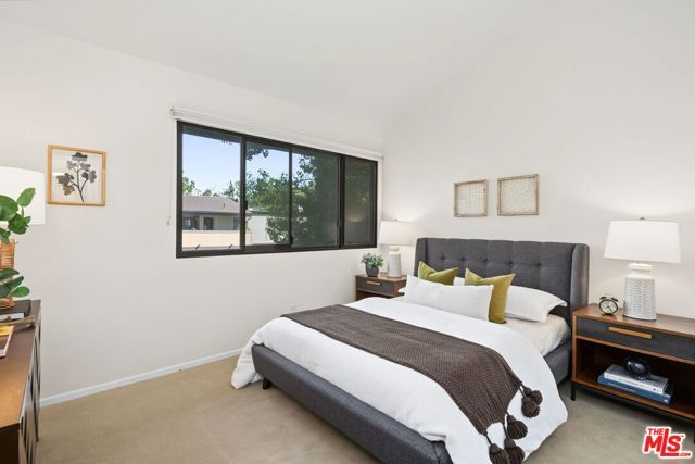 484 Rosemont Avenue, Pasadena, CA 91103