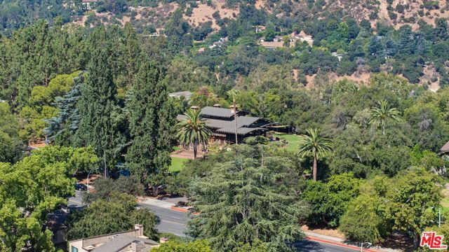 484 Rosemont Avenue, Pasadena, CA 91103