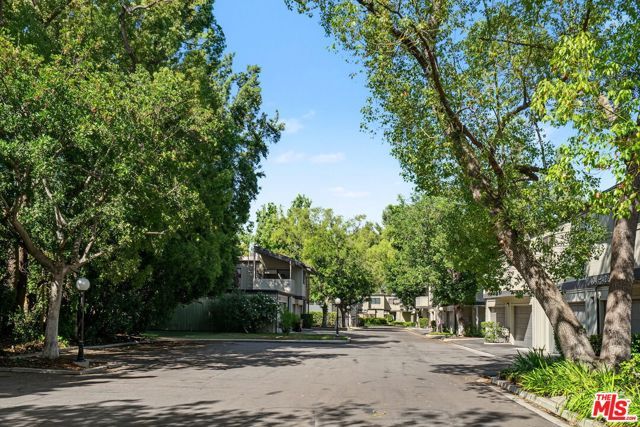 484 Rosemont Avenue, Pasadena, CA 91103