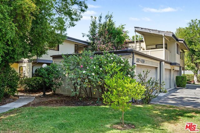 484 Rosemont Avenue, Pasadena, CA 91103