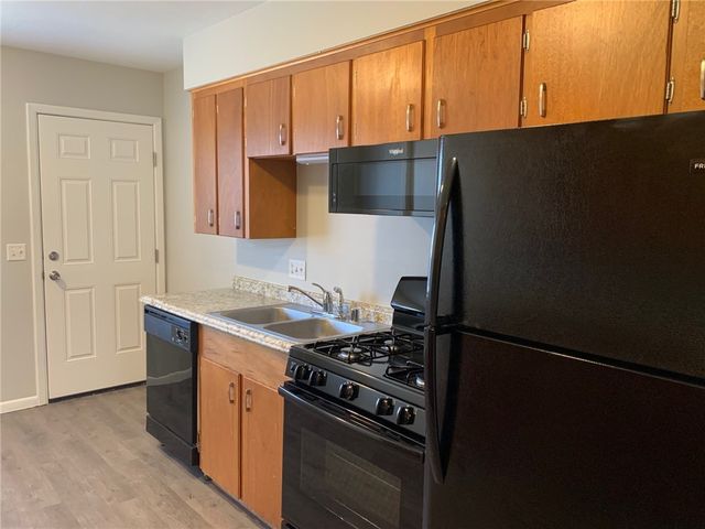 14897 Dutchmans Drive, Rogers, AR 72756