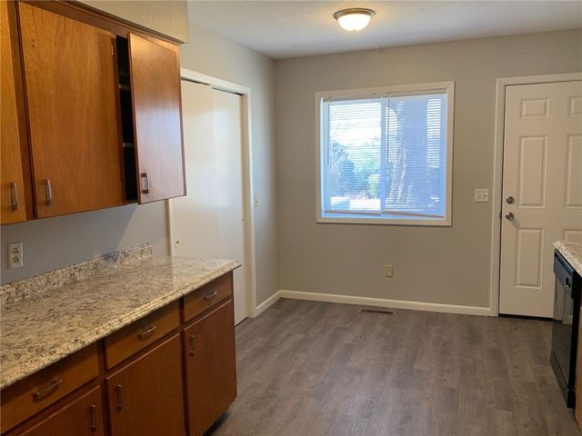 14897 Dutchmans Drive, Rogers, AR 72756