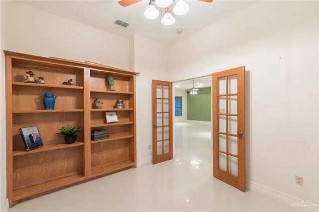 3617 Clubhouse Drive, Edinburg, TX 78542