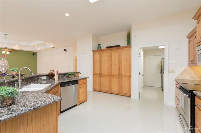 3617 Clubhouse Drive, Edinburg, TX 78542