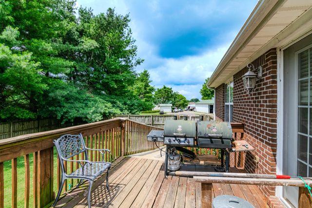 526 General Cruft Drive, Richmond, KY 40475