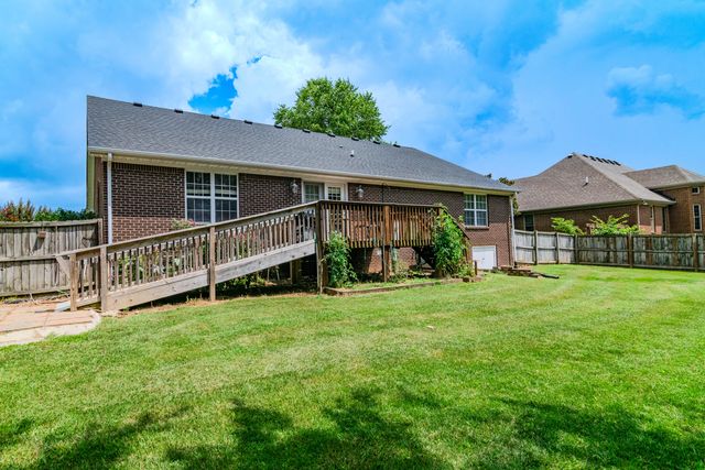 526 General Cruft Drive, Richmond, KY 40475