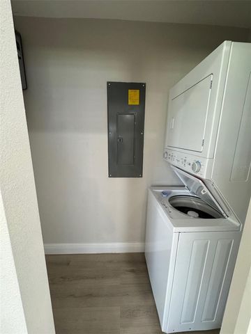 306 CREVASSE STREET, Lakeland, FL 33805