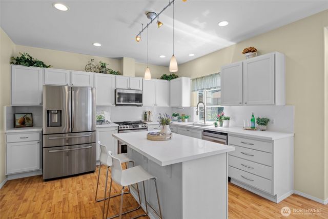 1723 SW 344th Place, Federal Way, WA 98023