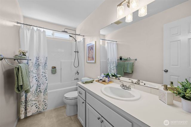 1723 SW 344th Place, Federal Way, WA 98023
