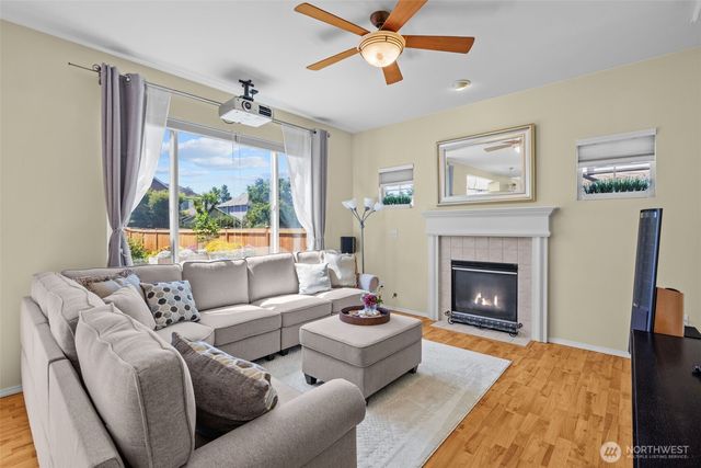 1723 SW 344th Place, Federal Way, WA 98023
